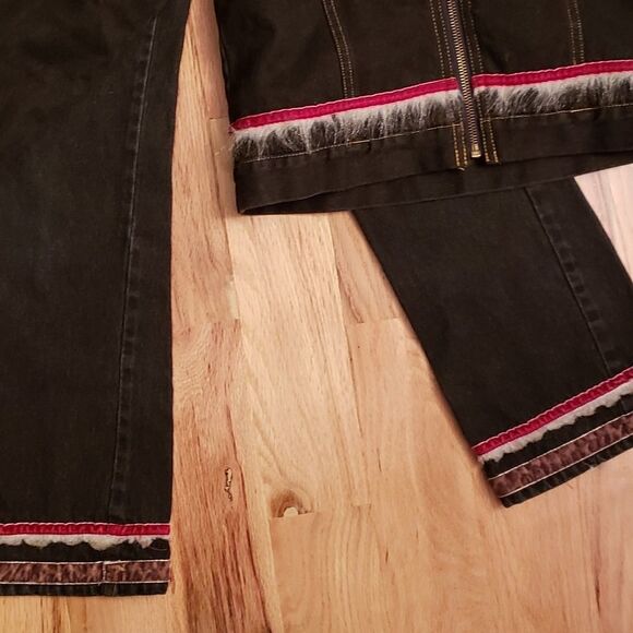 Children's Place Denim Jacket & Jeans Boutique Set - Picture 3 of 7